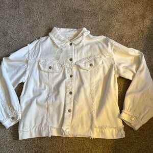POL White Denim Jacket Lots of Cute Detail Oversized Small